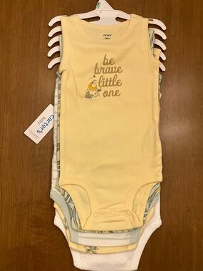 18M 5-piece set bodysuits for baby boy. Carters. Pastel yellow, green. Tropical